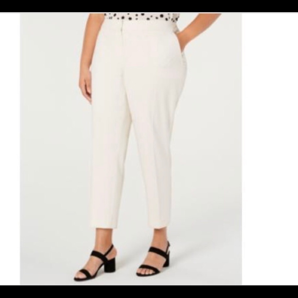 NEW Bar III Straight Leg Wear To Work Pants 22W
